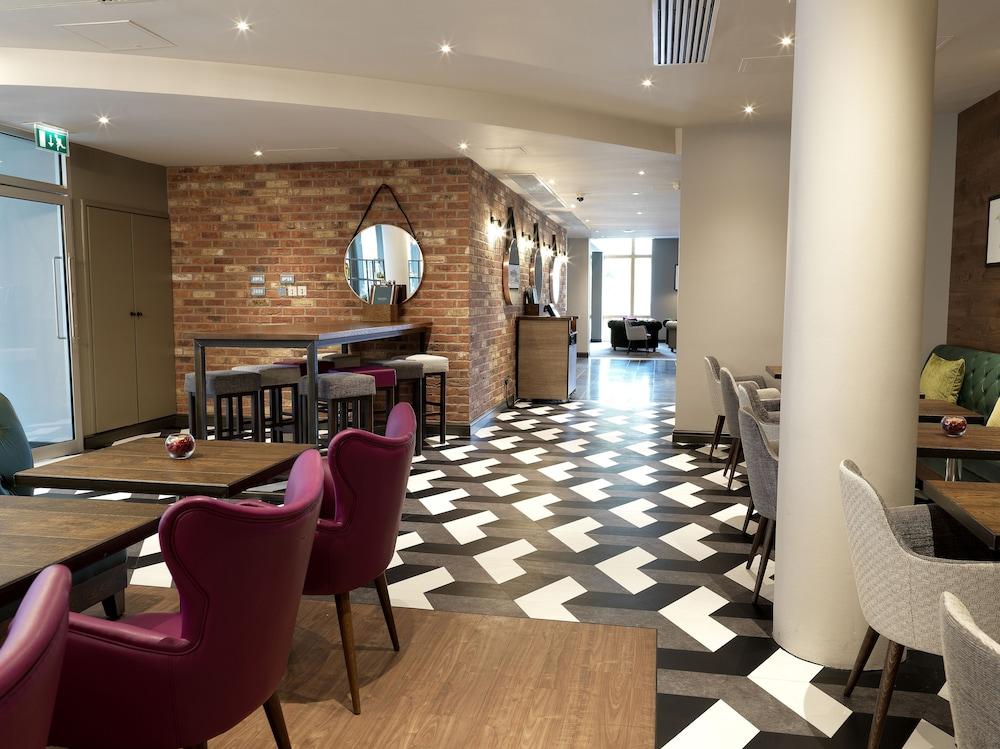 Hilton Garden Inn Birmingham Brindley Place Екстериор снимка