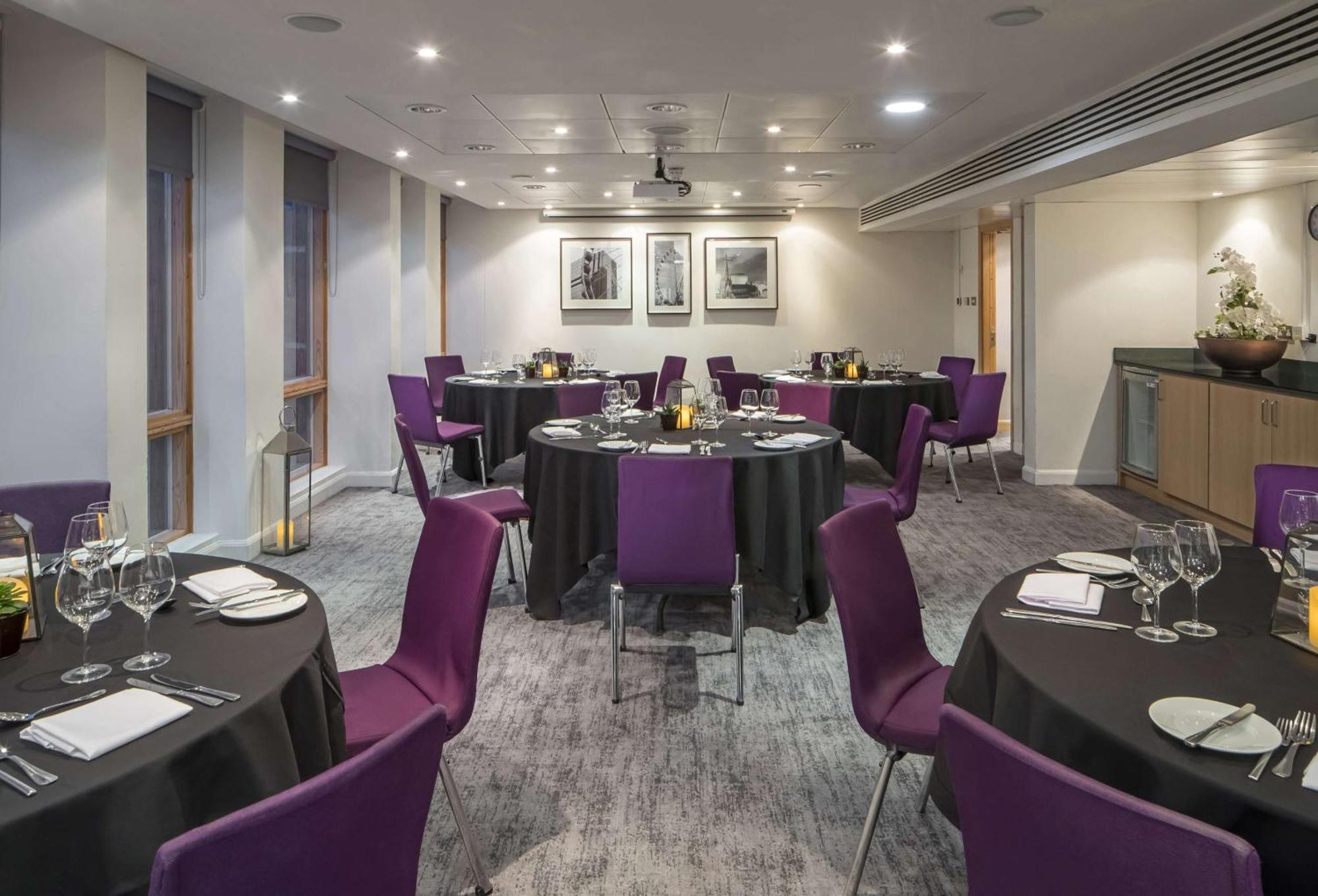 Hilton Garden Inn Birmingham Brindley Place Екстериор снимка
