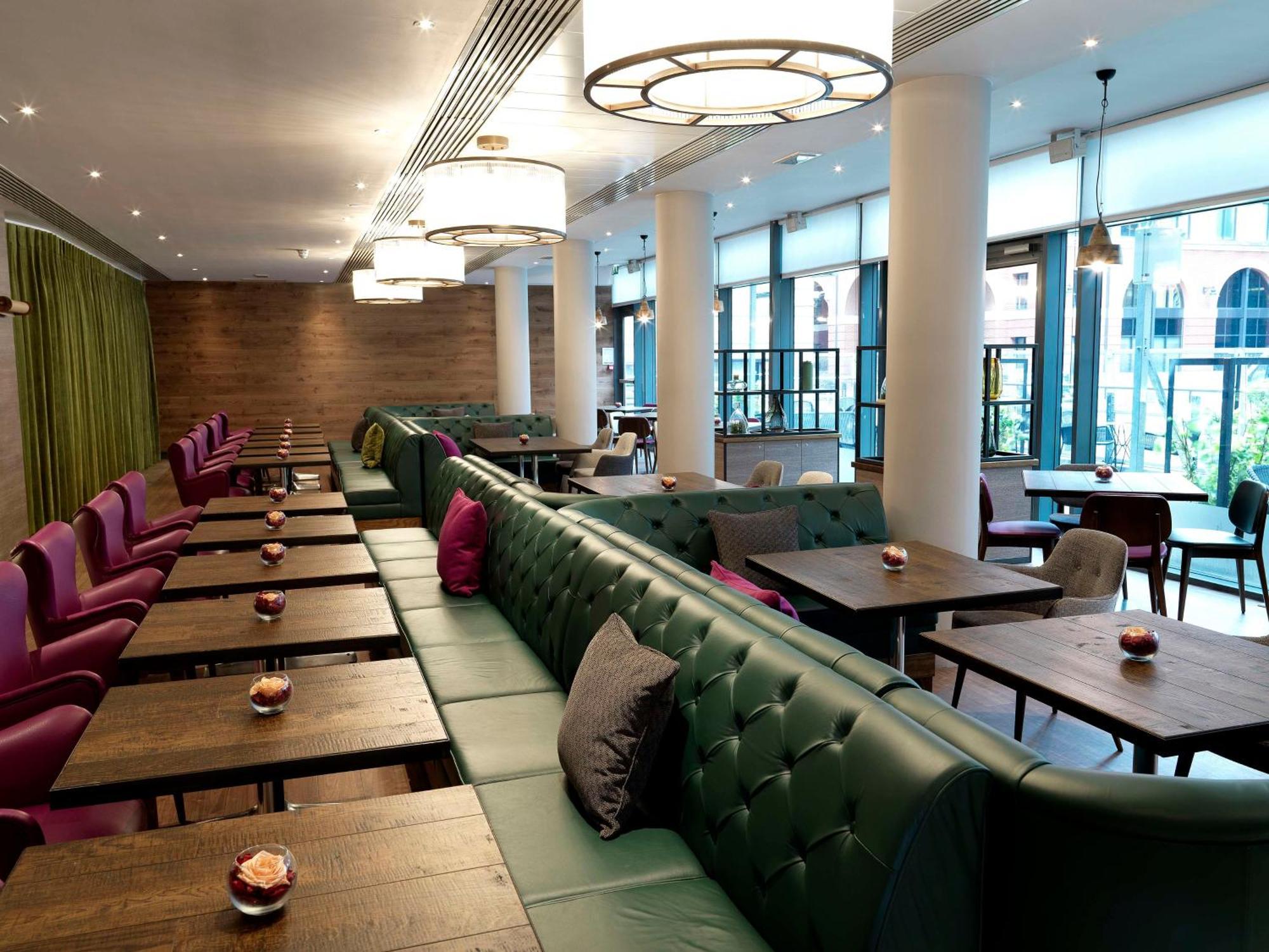 Hilton Garden Inn Birmingham Brindley Place Екстериор снимка