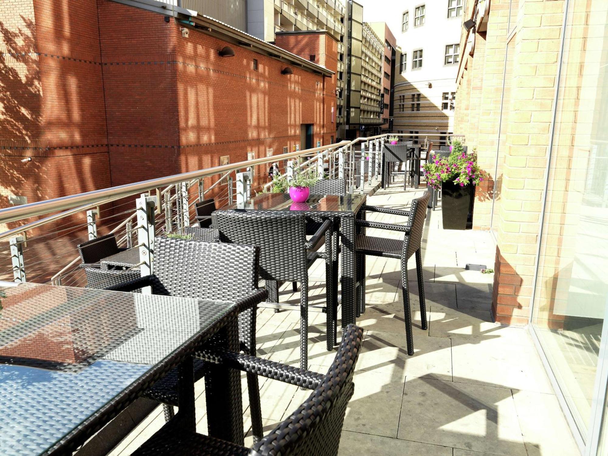 Hilton Garden Inn Birmingham Brindley Place Екстериор снимка